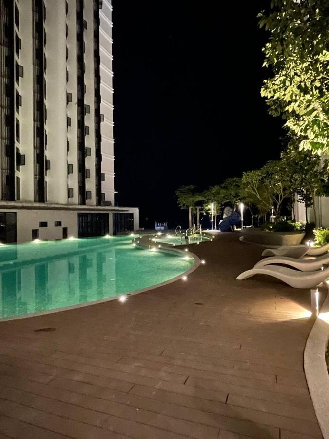 Cityview Studio Apartment At Kota Kinabalu City Centre Екстериор снимка